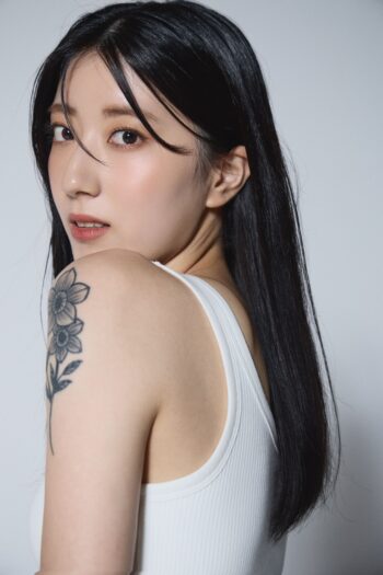 MANA MORI photo:MASANORI KANESHITA MANA MORI photo:MASANORI KANESHITA