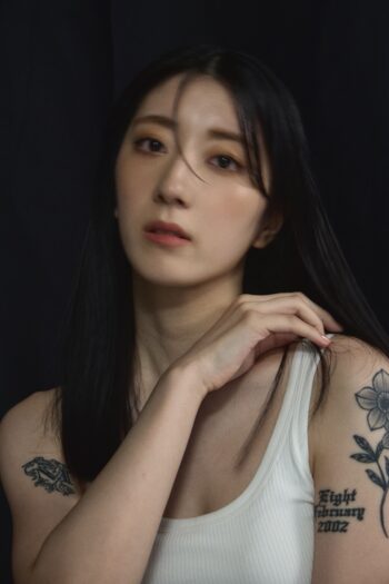 MANA MORI photo:MASANORI KANESHITA MANA MORI photo:MASANORI KANESHITA